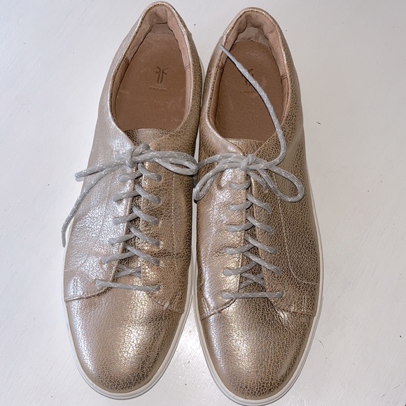 FRYE rose gold metallic lace up sneakers 11 - Picture 7 of 9